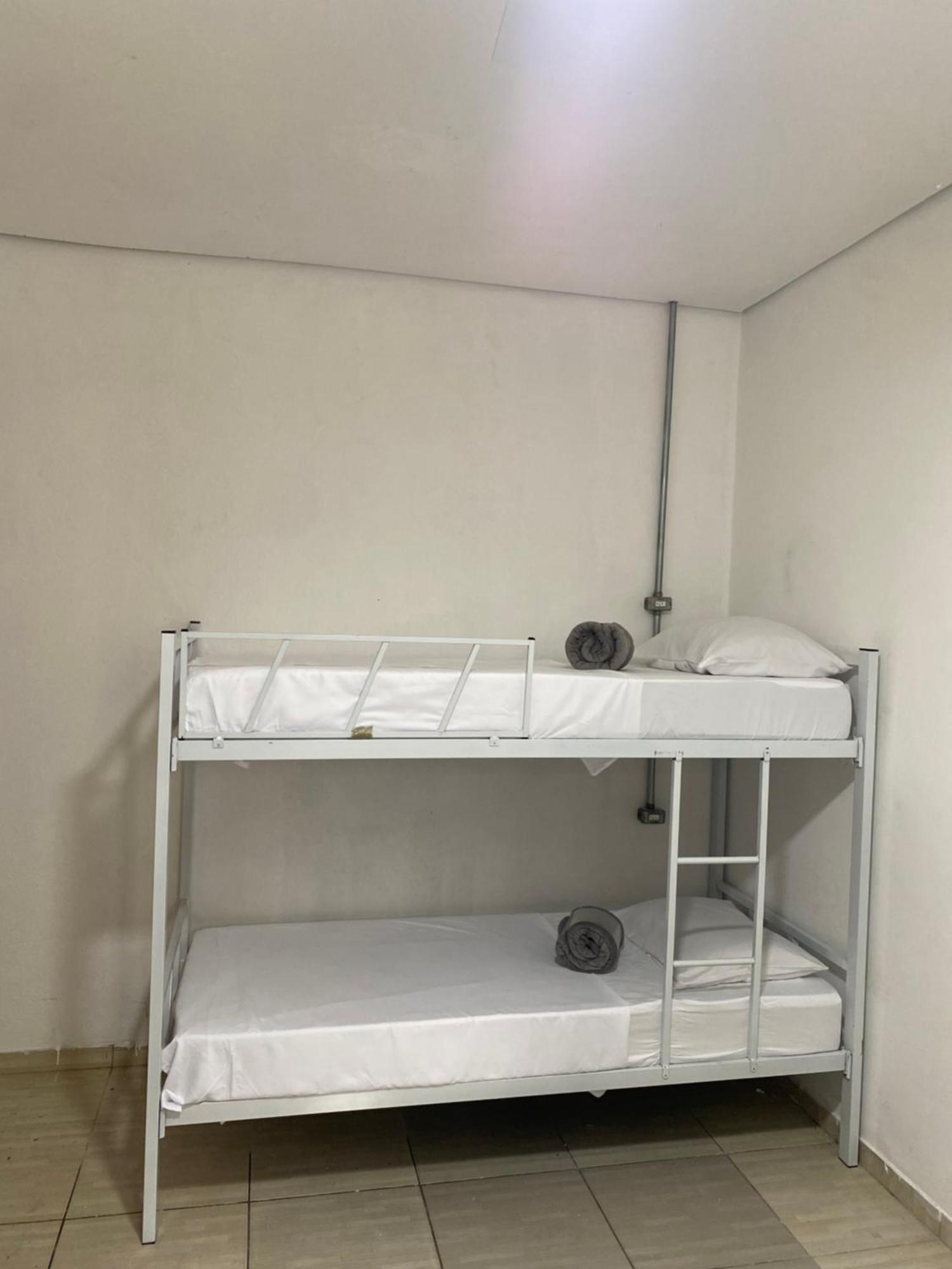 Hostel Amor Por Sp Bras - Pari - Feira Da Madrugada - Expo Center Norte Сао Паоло Екстериор снимка